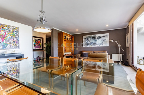 Amplio Penthouse Con Terraza Panorámica, 3 D + Escritorio