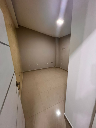 Cv-1613 Zona Norte Townhouse Villa Aloha Avenida Universidad