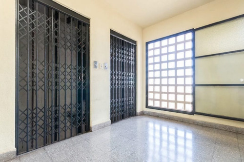 Imagen 4 de 12 de Excelente Departamento Refaccionado En Temperley