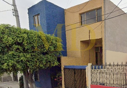 Casa En Venta En Fraccionamiento La Florida, Querétaro #avi