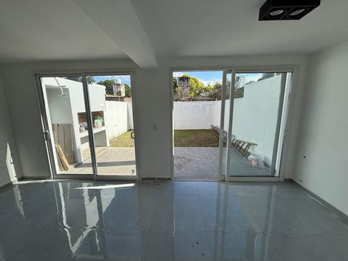 Venta Duplex 3 Dormitorios- Villa Cabrera