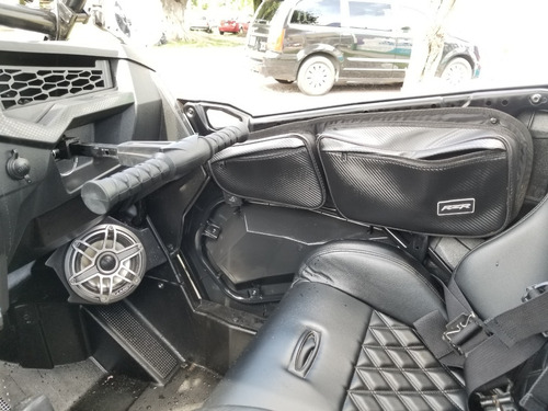 Imagen 10 de 11 de Rzr