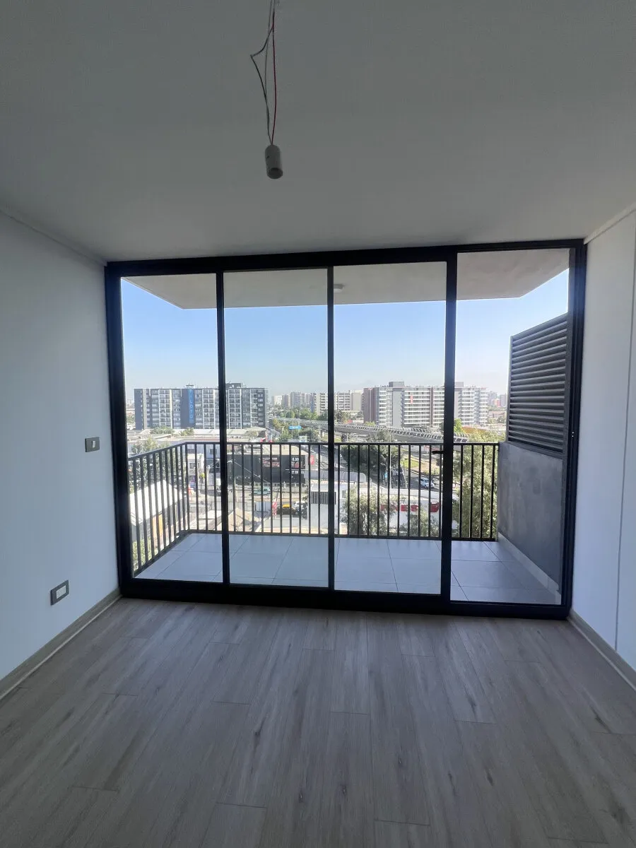 Imagen 3 de 14 de Departamento 2 Dormitorio + Estacionamiento Metro Rojas Maga