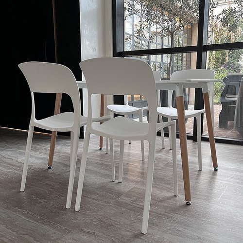 Imagen 6 de 7 de Pack De 4 Sillas De Comedor Nina Apilable Reforzada