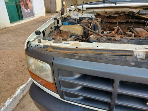 Ford F-1000 Diesel Completa