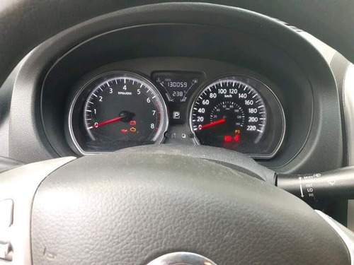 Imagem 7 de 12 de Versa 1.6 16v Flexstart Sv 4p Xtronic
