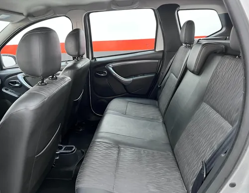Renault Duster 2.0 Dynamique 4x2 automatica