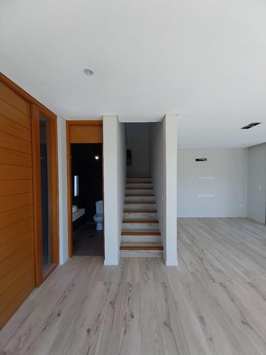 Espectacular Casa En Venta En Alto Verde 3, Yerba Buena