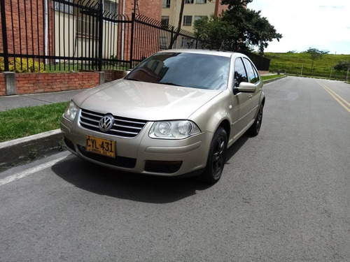 Volkswagen Jetta 2.0l Trendline Full Equipo At