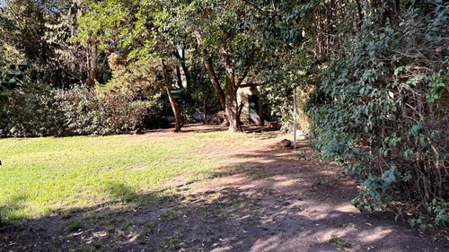 Casa En Venta - 3 Dormitorios 1 Baño - Cochera - 1.417mts2 - Parque Leloir, Ituizangó