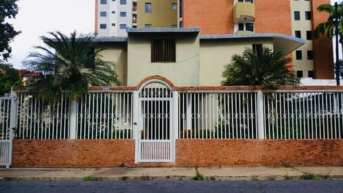 Imagen 3 de 13 de Casa Con Local En Venta, Carrera 9, Lecheria