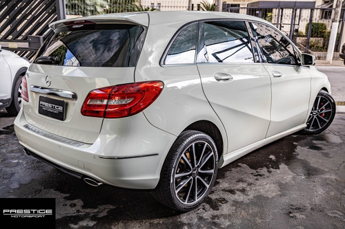 Imagem 2 de 10 de M Benz B200 Ano 2014