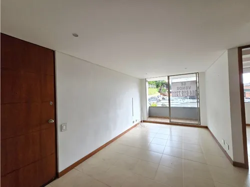 Apartamento En Arriendo En El Poblado, Cómodo Y Bien Ubicado