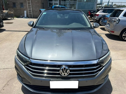 Imagen 2 de 25 de Vento Highline 250tsi Al Us