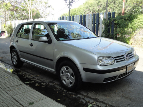 Volkswagen Golf 1.6 Format