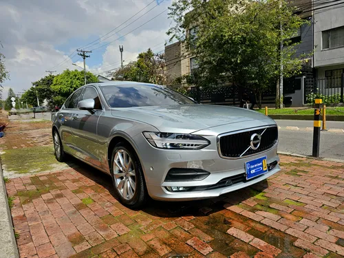 Volvo S90 2.0 T5 Drive-e Momentum