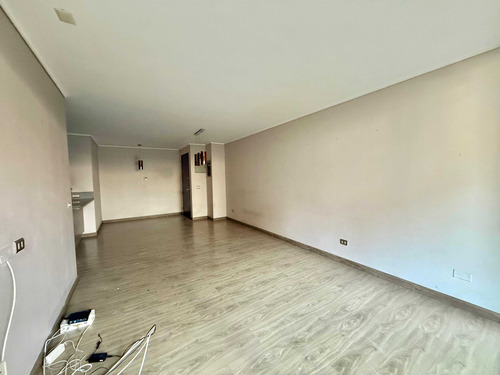 Diagonal Oriente/ Primer Piso (100439)