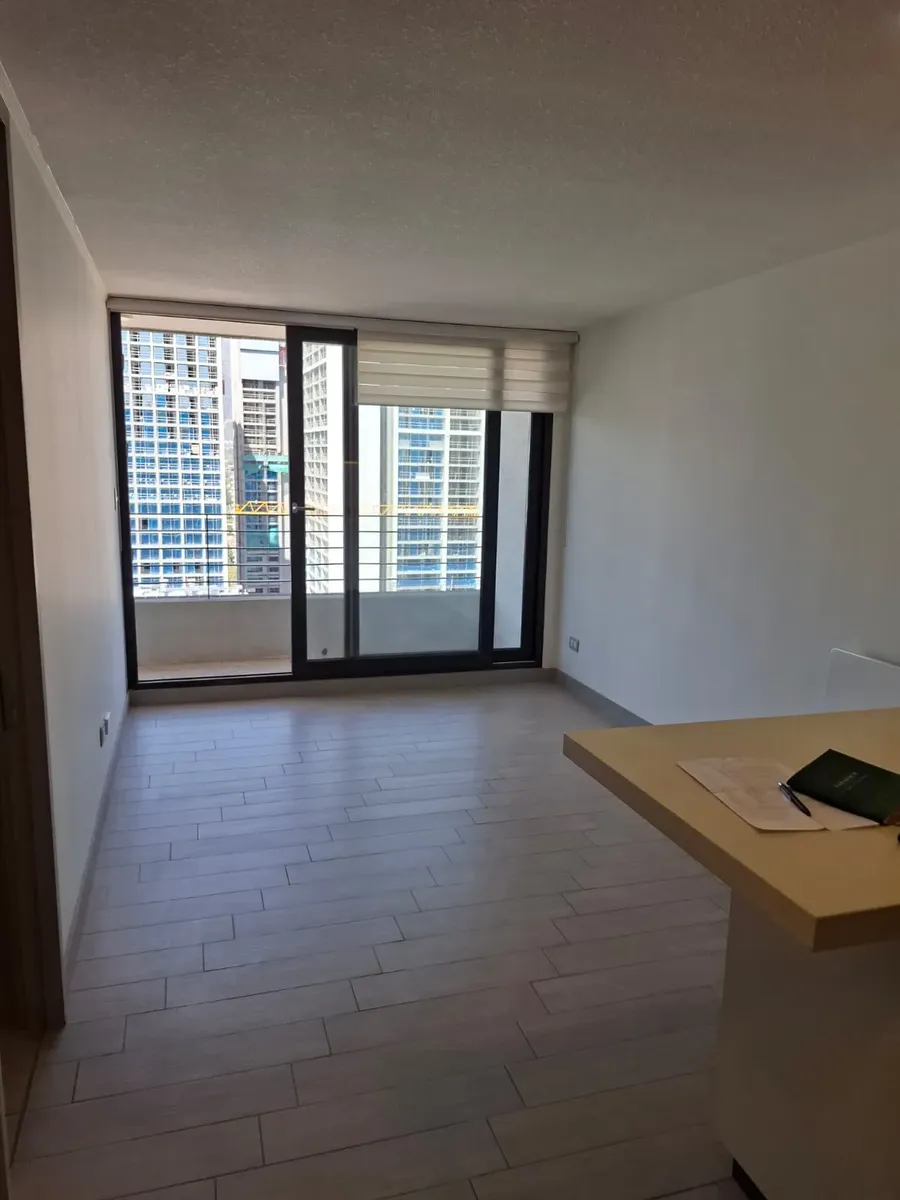 Imagen 2 de 22 de Departamento 1d1b Con Est Y Bodega. Metro Plaza Egaña