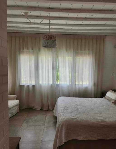 Imagen 21 de 22 de Casa De 2 Dorm Y 2 Baños Y Toilette. Barra De Carrasco A 1 Cuadra De La Playa