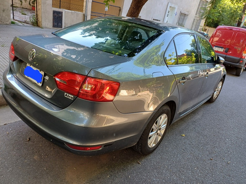 Volkswagen Vento 2.0 Advance 115cv
