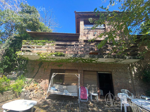 Casa / Lote Venta - Acassuso Av. Libertador Hacia Solís