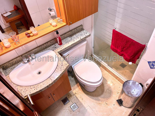 Apartamento Remodelado En Venta, Urb. El Paraiso