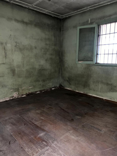 Venta!! Casa A Reciclar Hurlingham
