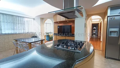 Ls Vende Apartamento La Urbina
