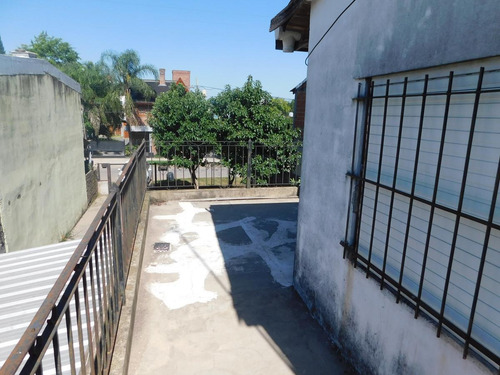 Imagen 7 de 13 de Casa En Venta - Moreno
