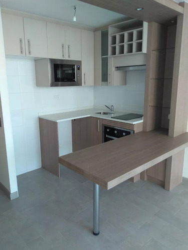 Arriendo Dpto 1d1b Amplio | Las Rejas L1 Metro