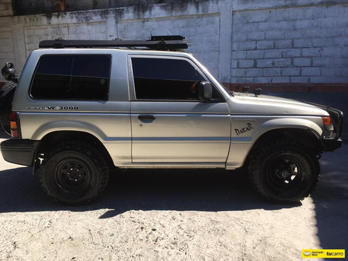 Mitsubishi Montero Sincronico 4x4