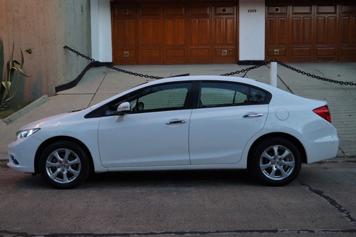 Imagen 3 de 14 de Honda Civic Exs
