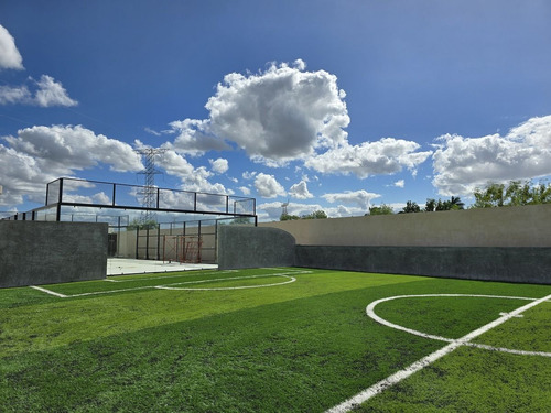 Casa De Una Planta En Privada Residencial En Xcanatun Al Norte De Merida