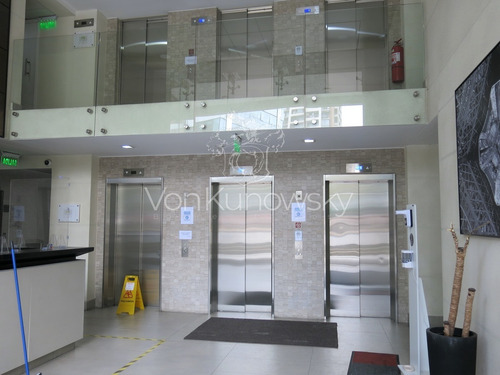Imagen 25 de 28 de Oficina En Venta En Excelente Ubicación, Metro Manuel Montt.