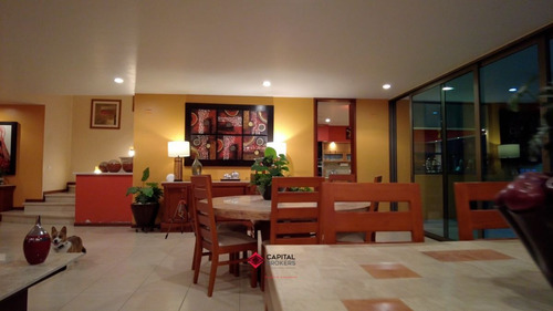 Casa De Lujo Con Alberca En Venta En Colinas De San Javier Villa Universitaria