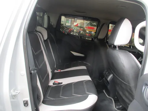 Nissan Frontier Doblecabina 4x2 2500cc Mt Aa