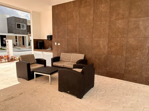 Casa En Renta, 3 Recámaras, Amenidades, Alberca, Jardines Del Sur 6, Av Huayacan, Cancun