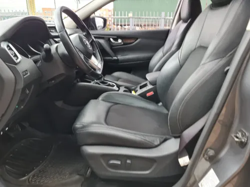 Nissan Qashqai Exclusive 2.0cc TP AA 4X2