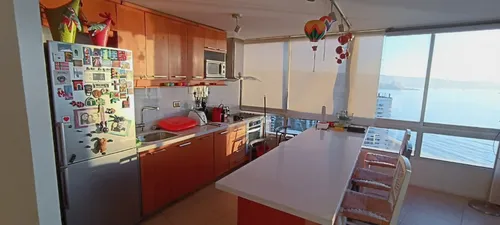 Excelente Departamento Remodelado Con Amplia Vista Al Mar