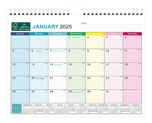 Um Bloco De Calendário Grande Com Encadernação Em Bobina Dup