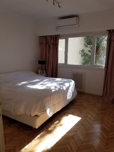 Imagen 2 de 19 de Dueño Vende Semipiso Renovado 3amb Silencioso En Edificio De Categoría Estilo Francés En Palermo
