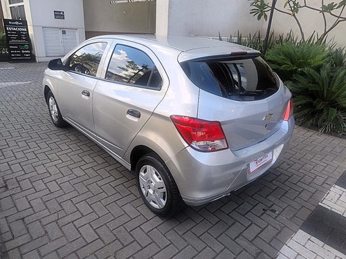 Chevrolet Onix 1.0 MPFI LS 8V FLEX 4P MANUAL