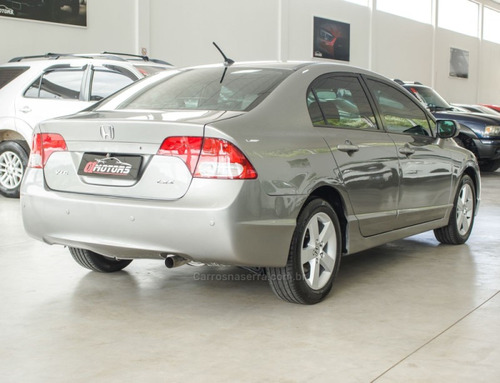 Honda Civic 1.8 LXS 16V FLEX 4P AUTOMÁTICO