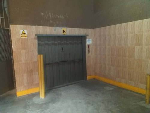 Imagen 19 de 24 de Galpon Boleita Sur