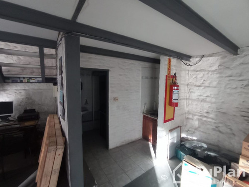 Imagen 10 de 19 de Ref: 2.164 Local Comercial, Zona Aguada.