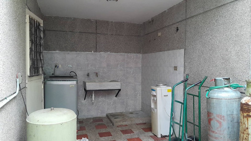 Se Vende Amplia Casa En Naguanagua Quintas Del Norte