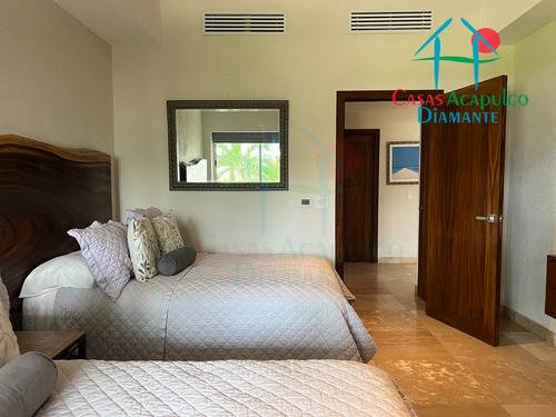 Petén 202. Departamento De Playa Con Vista Al Mar En La Mejor Zona De Acapulco Diamante