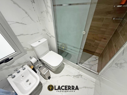 Unico Depto. 4 Amb. Con 2 Jardines Y Piscina Propia! 2 Cocheras Cub.
