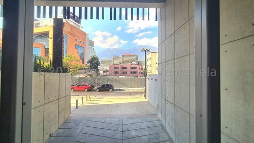 Imagen 8 de 12 de Local Comercial En Venta Las Mercedes