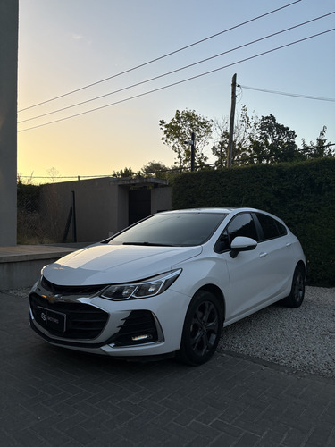 Cruze Lt